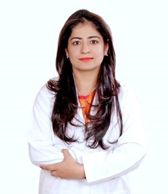 ABOUT DR. ASTHA CHAKRAVARTY